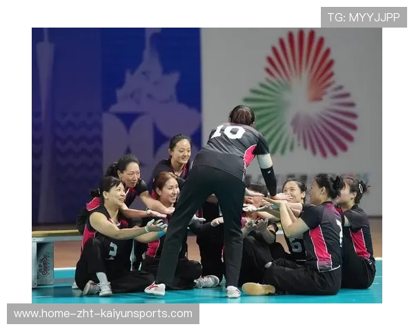 排球女队三连杀晋级，士气如虹