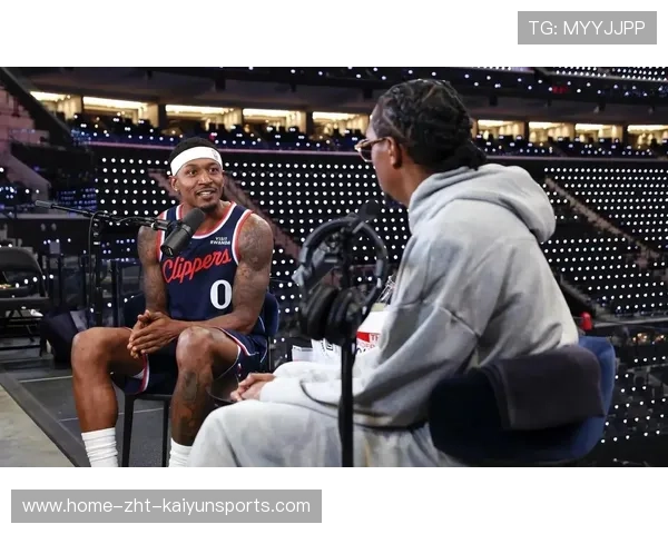 快船队迎战联盟劲敌，誓夺胜利关键战役，快船全队