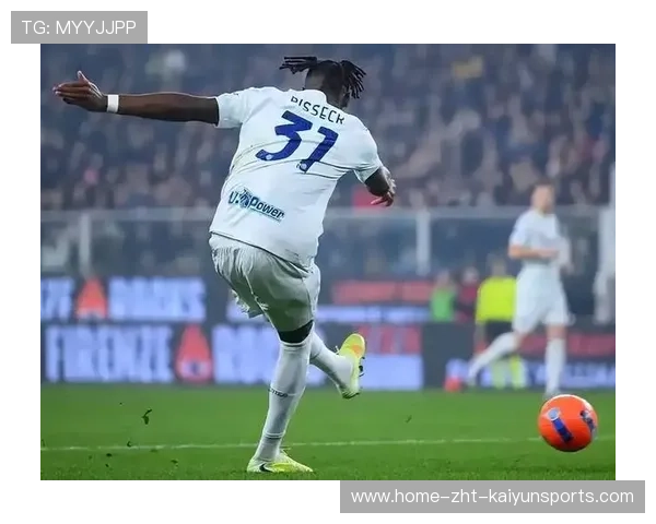 劳塔罗禁区内接球转身抽射入网 劳塔罗禁区内接球转身抽射入网